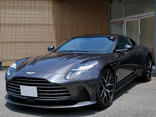 ASTON MARTIN DB12
