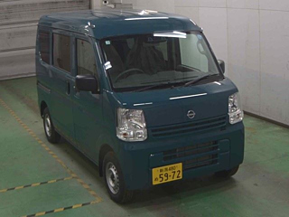 NISSAN CLIPPER VAN