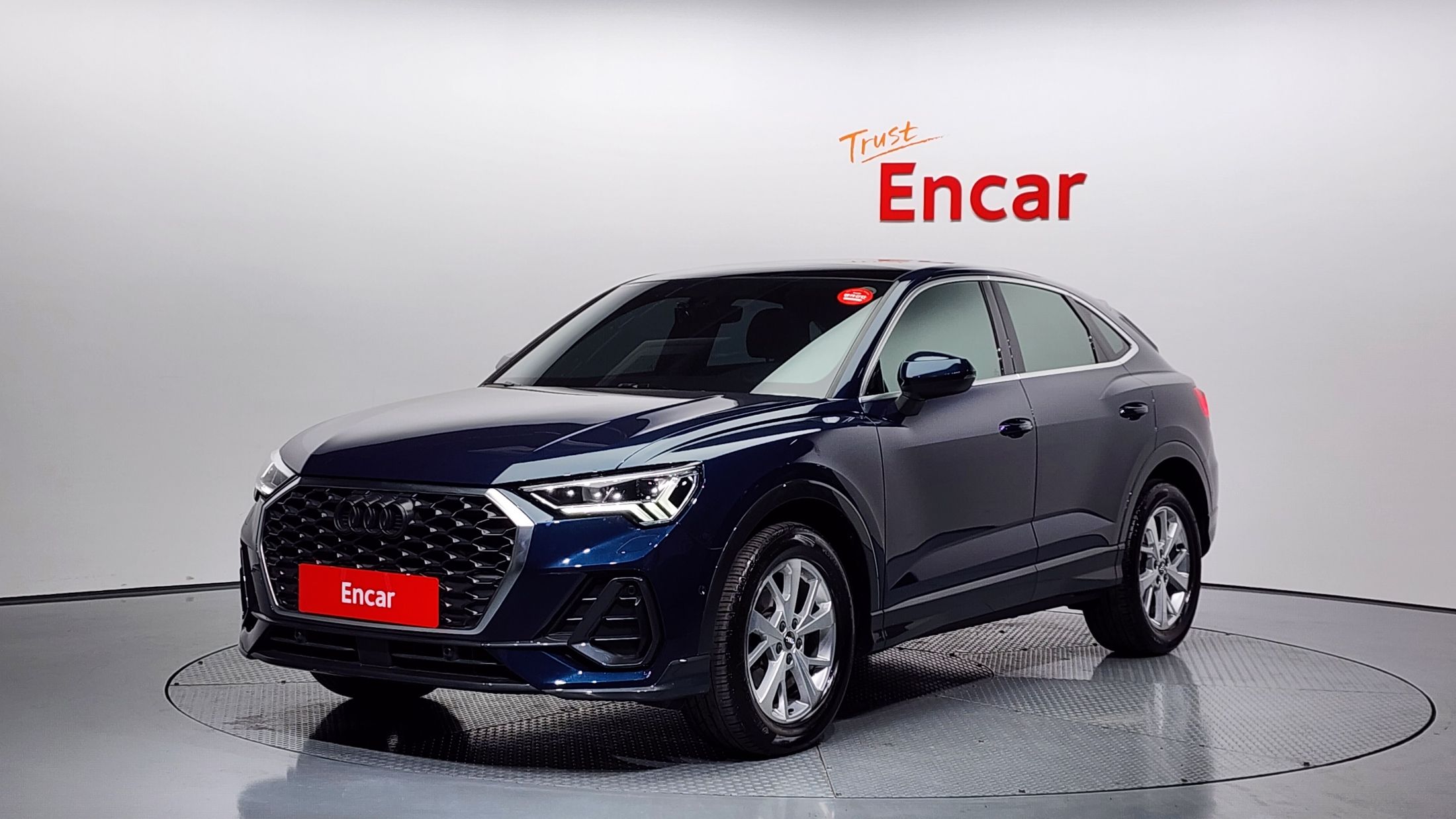 Ауди q2 35 tfsi 2018 фото. Audi q4 e-tron. Audi q3 35 tdi. Infiniti fx 2010. Audi q3 35 tdi.