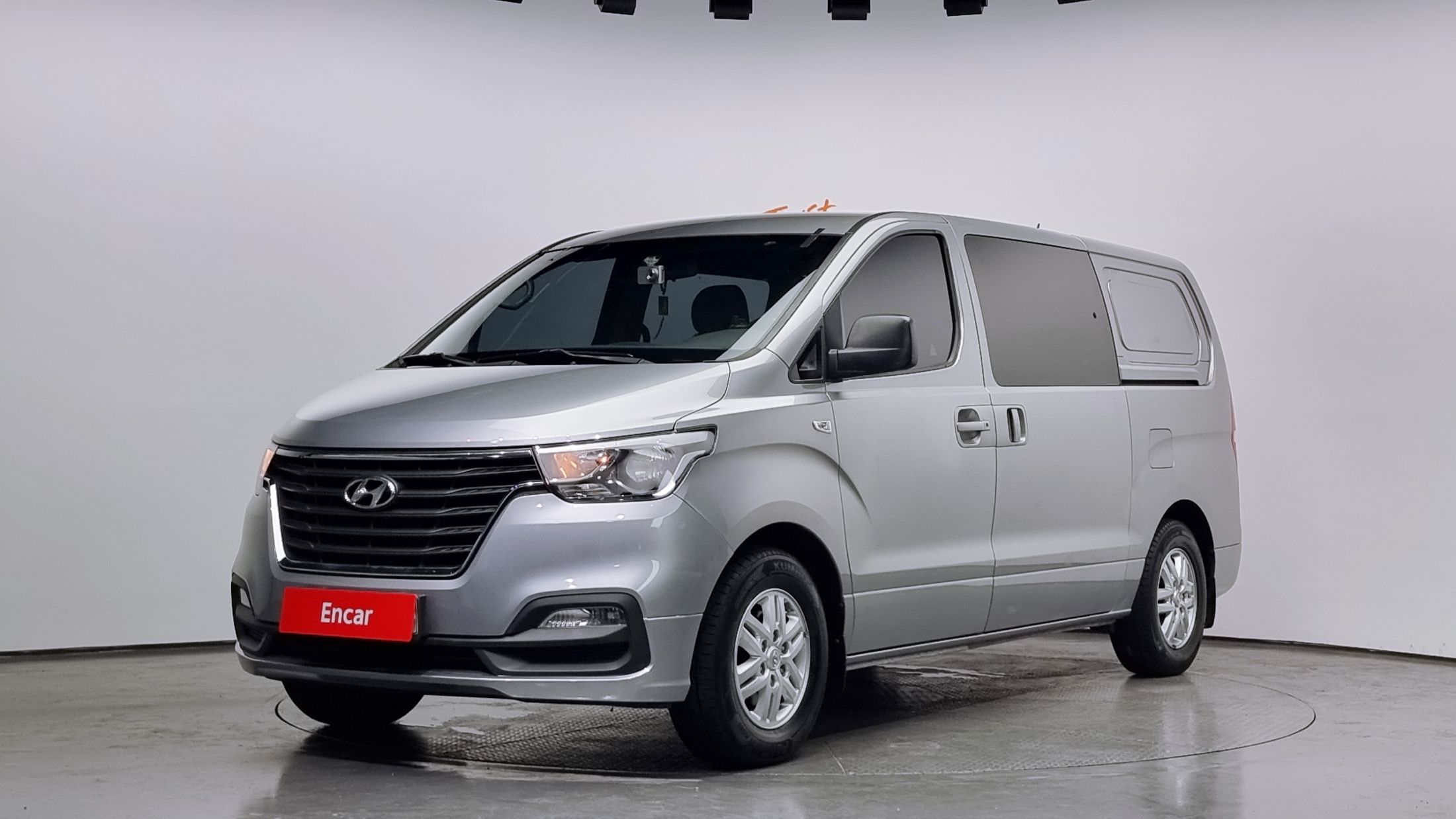 Hyundai Grand Starex 2019