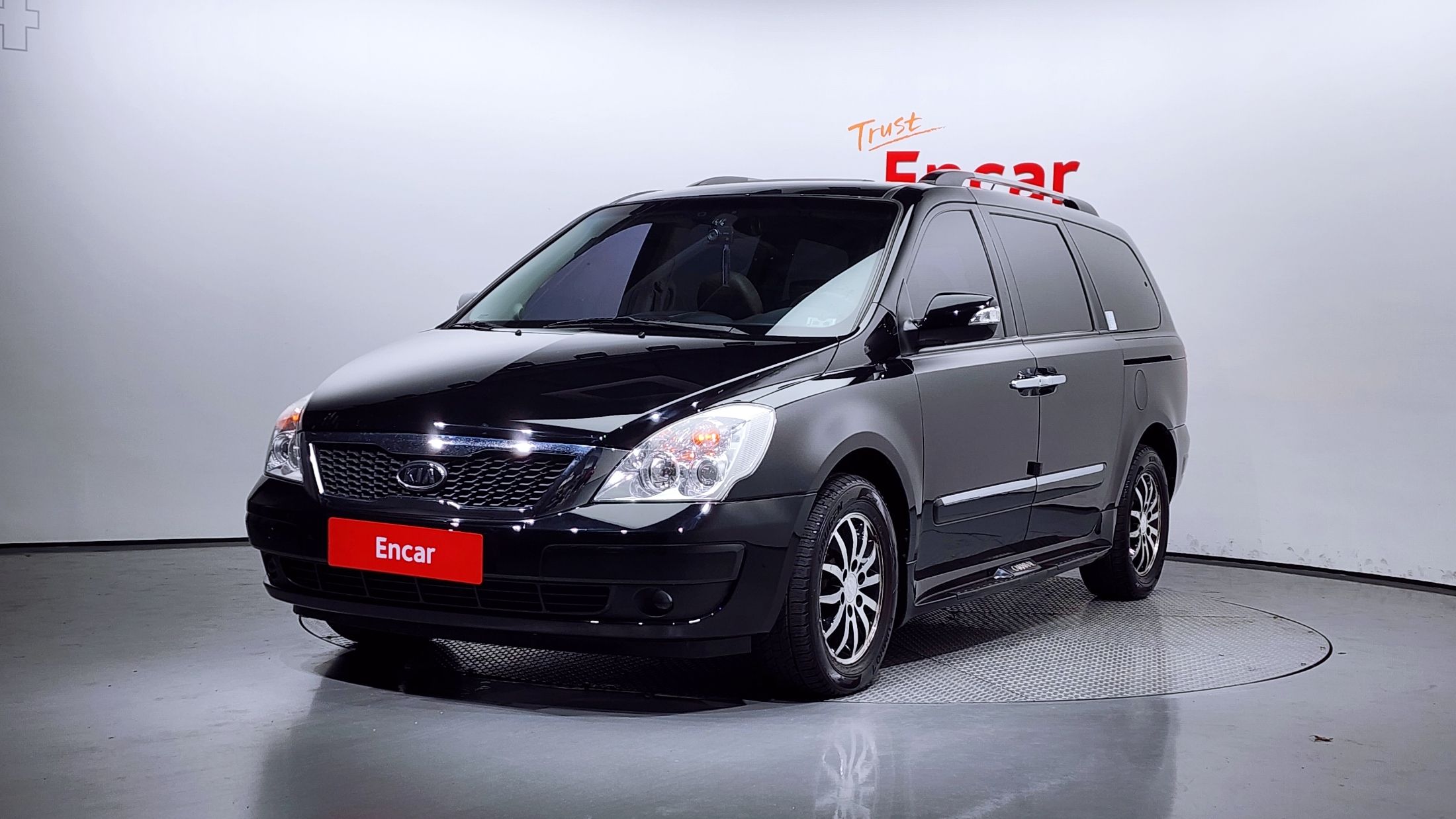 Kia Carnival 2011