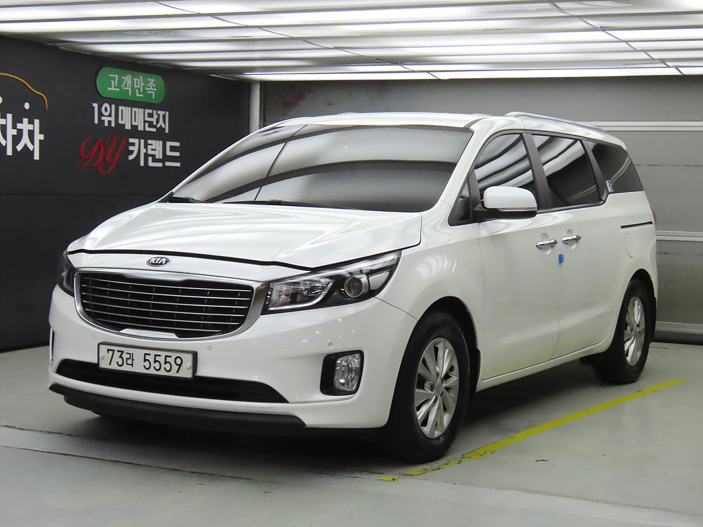 Kia Carnival 2016