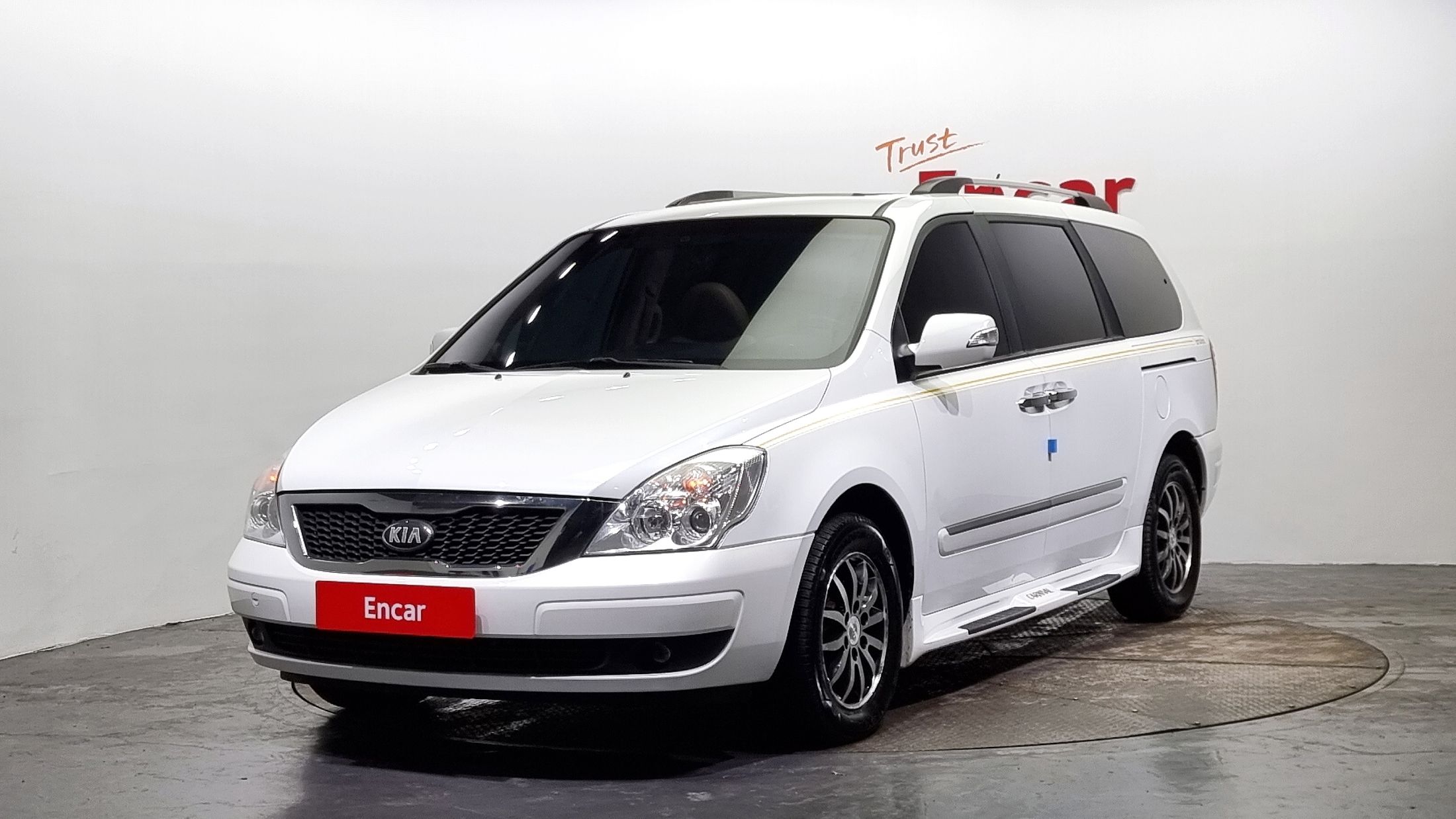 Kia Carnival Limousine