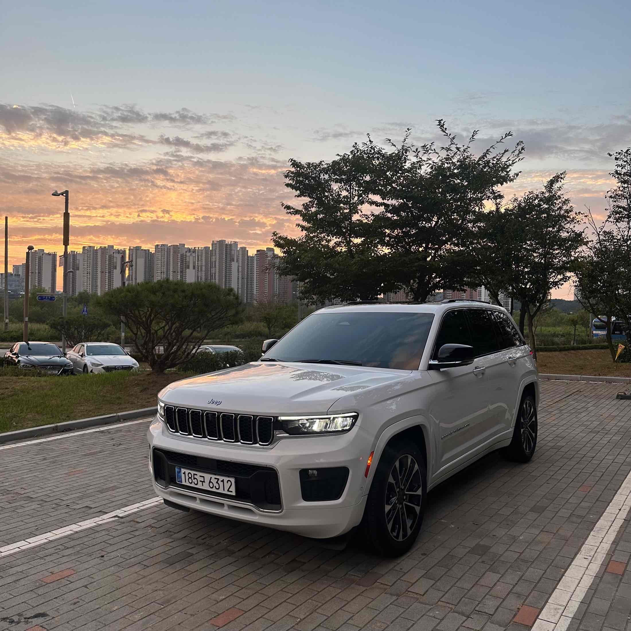 Jeep Grand Cherokee 2023