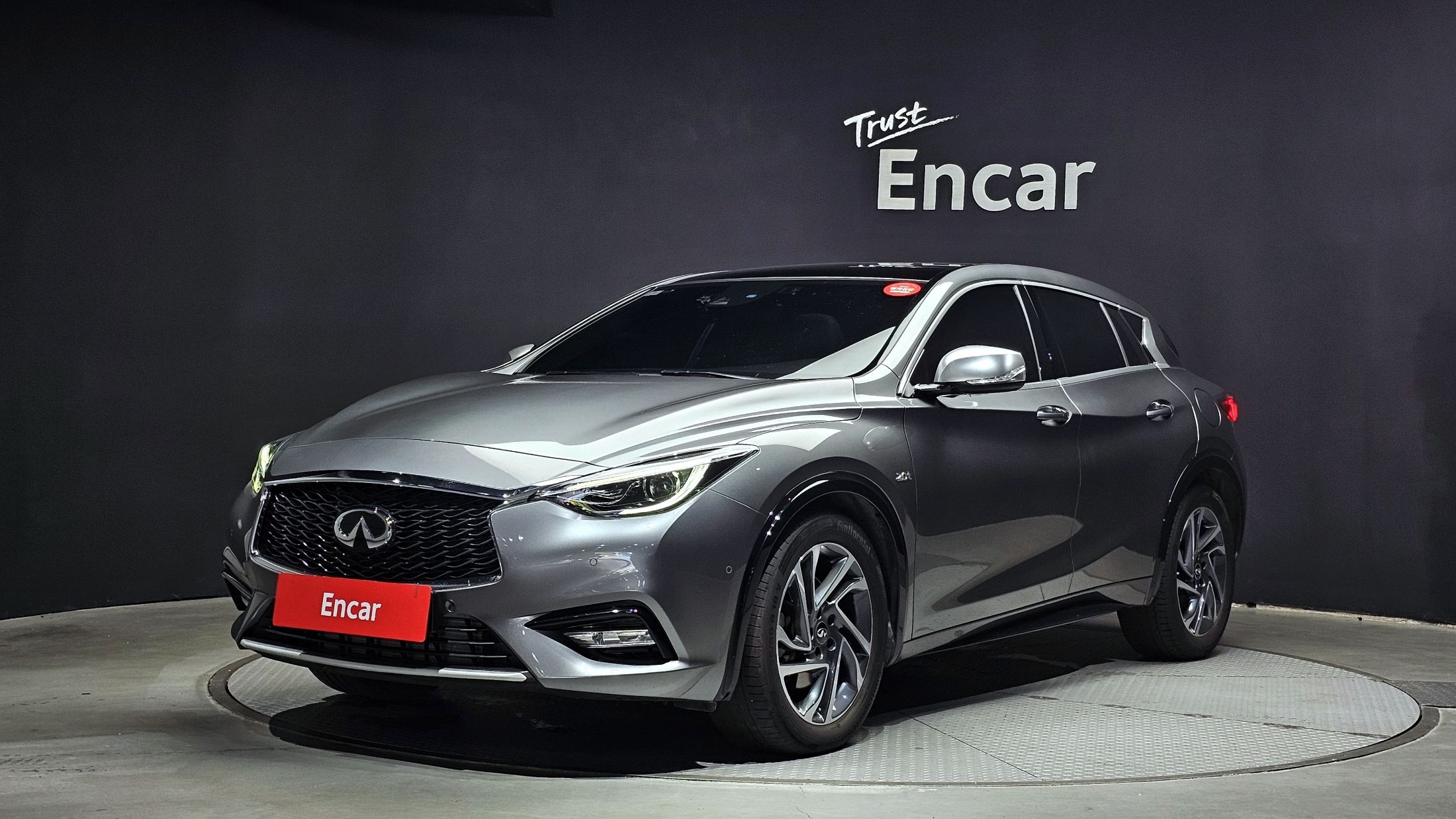 Infiniti q30 Sport