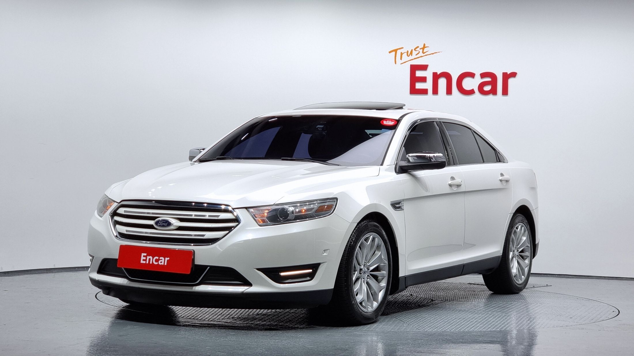 Ford Taurus 2014