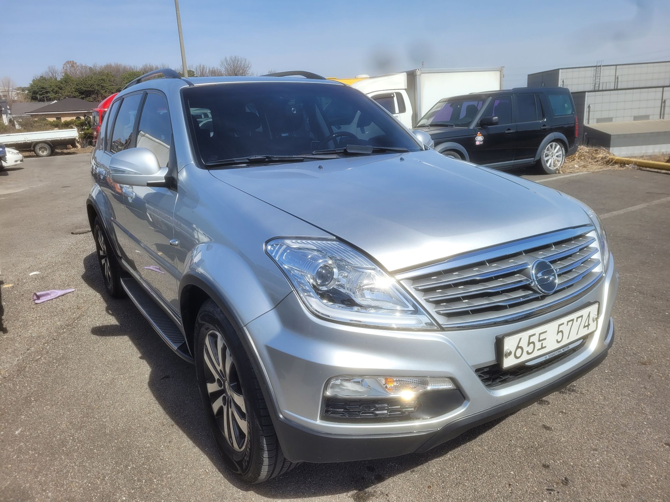 SSANGYONG Rexton w 2012