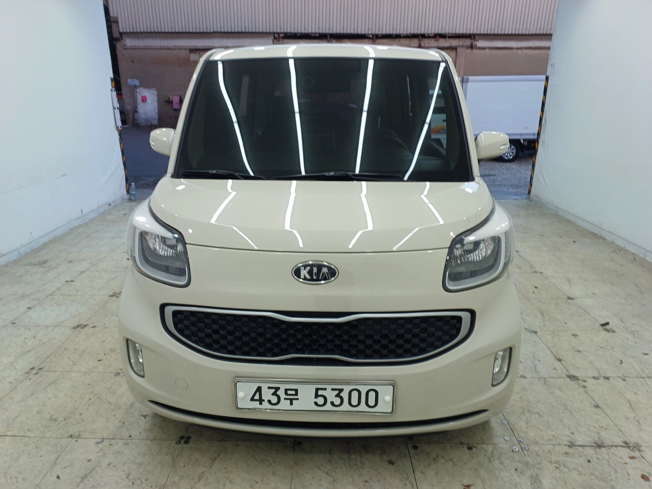 Kia ray 2012