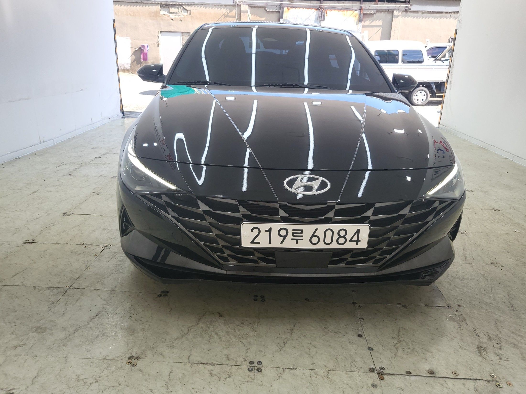 901 498. Elantra cn7 ДХО. Бампер Hyundai Elantra cn7. Elantra cn7 скорость.