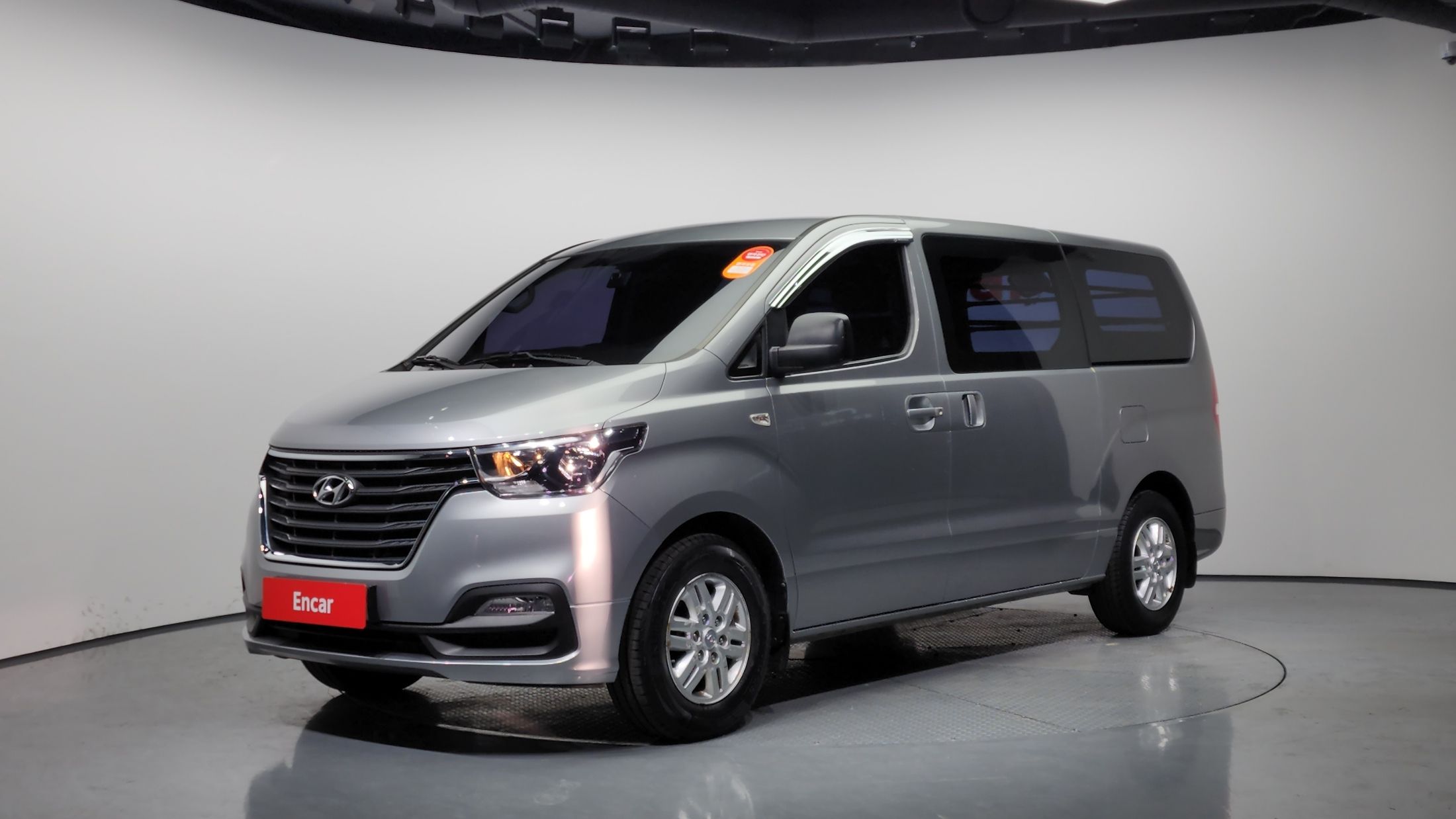 Hyundai Grand Starex 2019