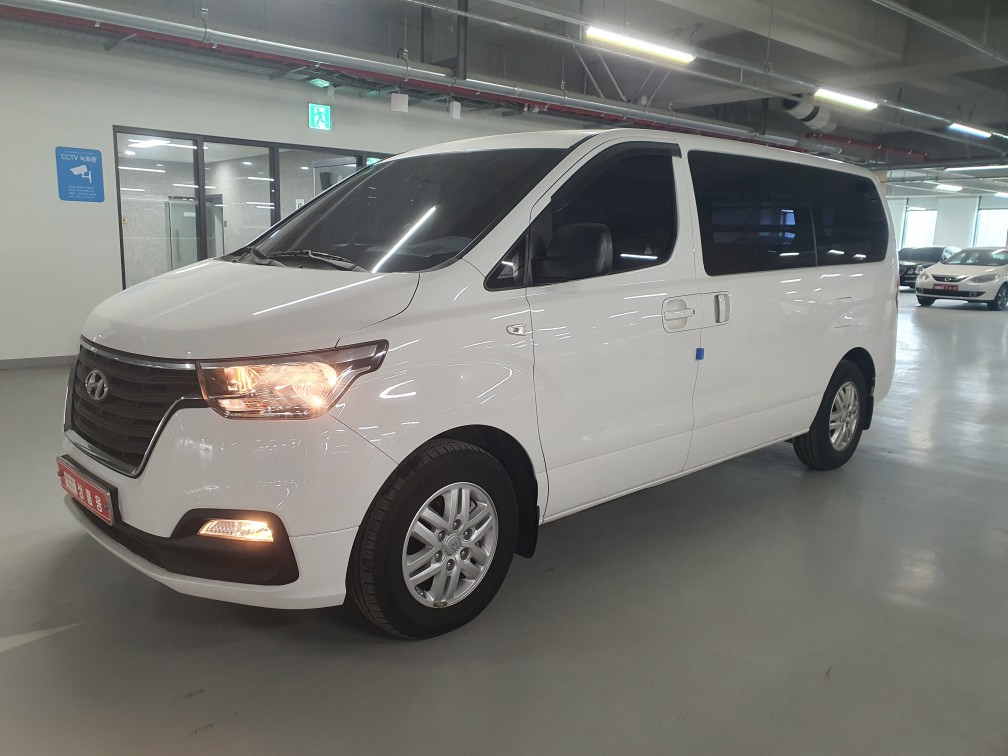 Hyundai Grand Starex 2019