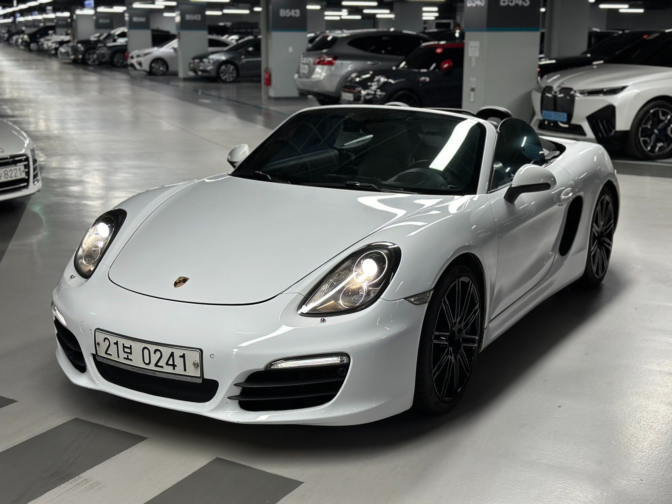 Porsche Boxster шоколадный