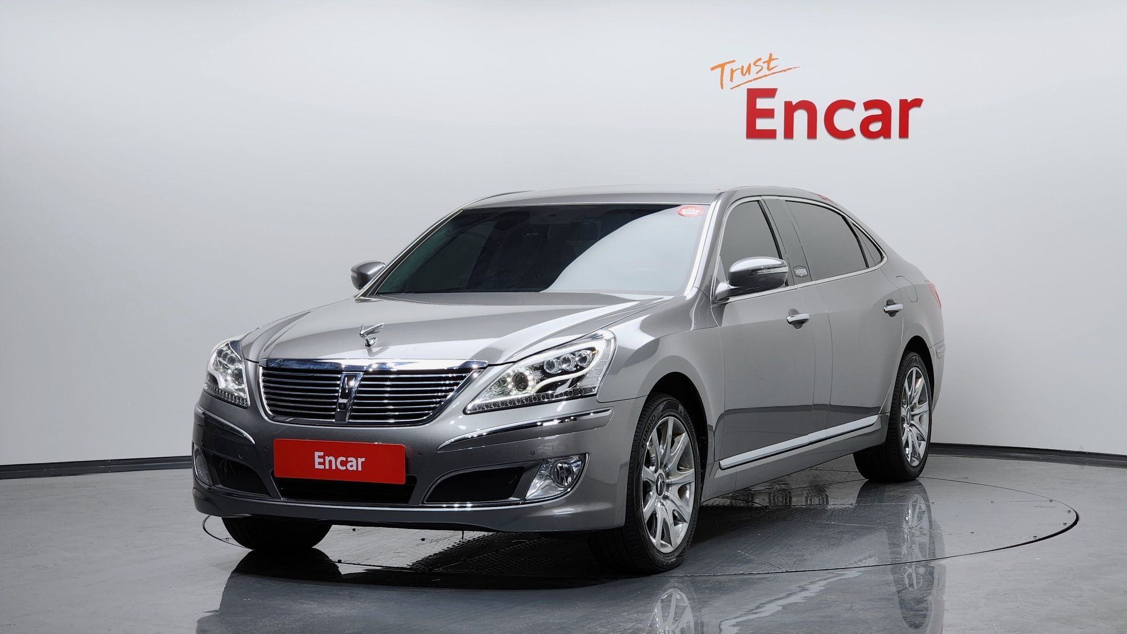 Hyundai Equus 2012