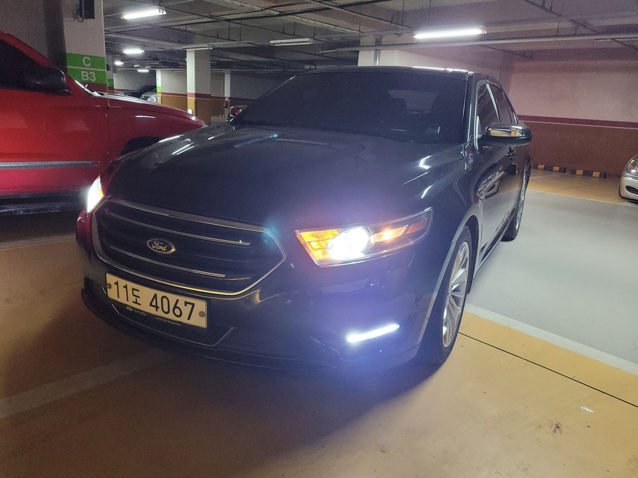 Ford Taurus 2015