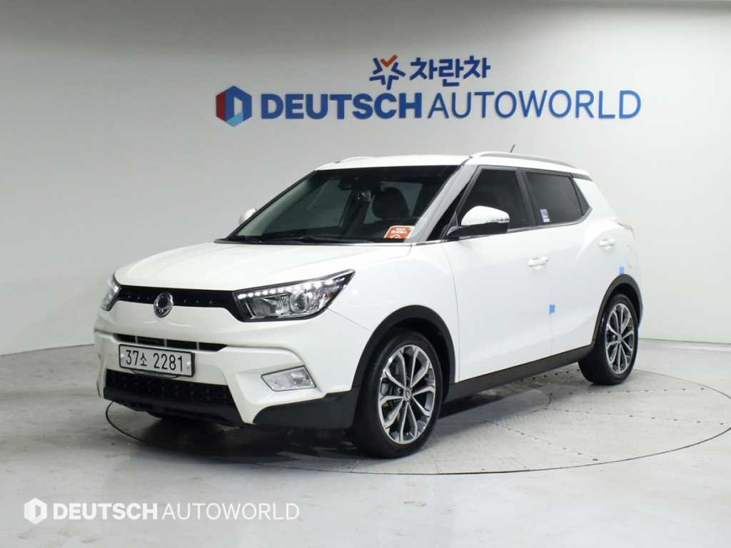 SSANGYONG Tivoli 2015