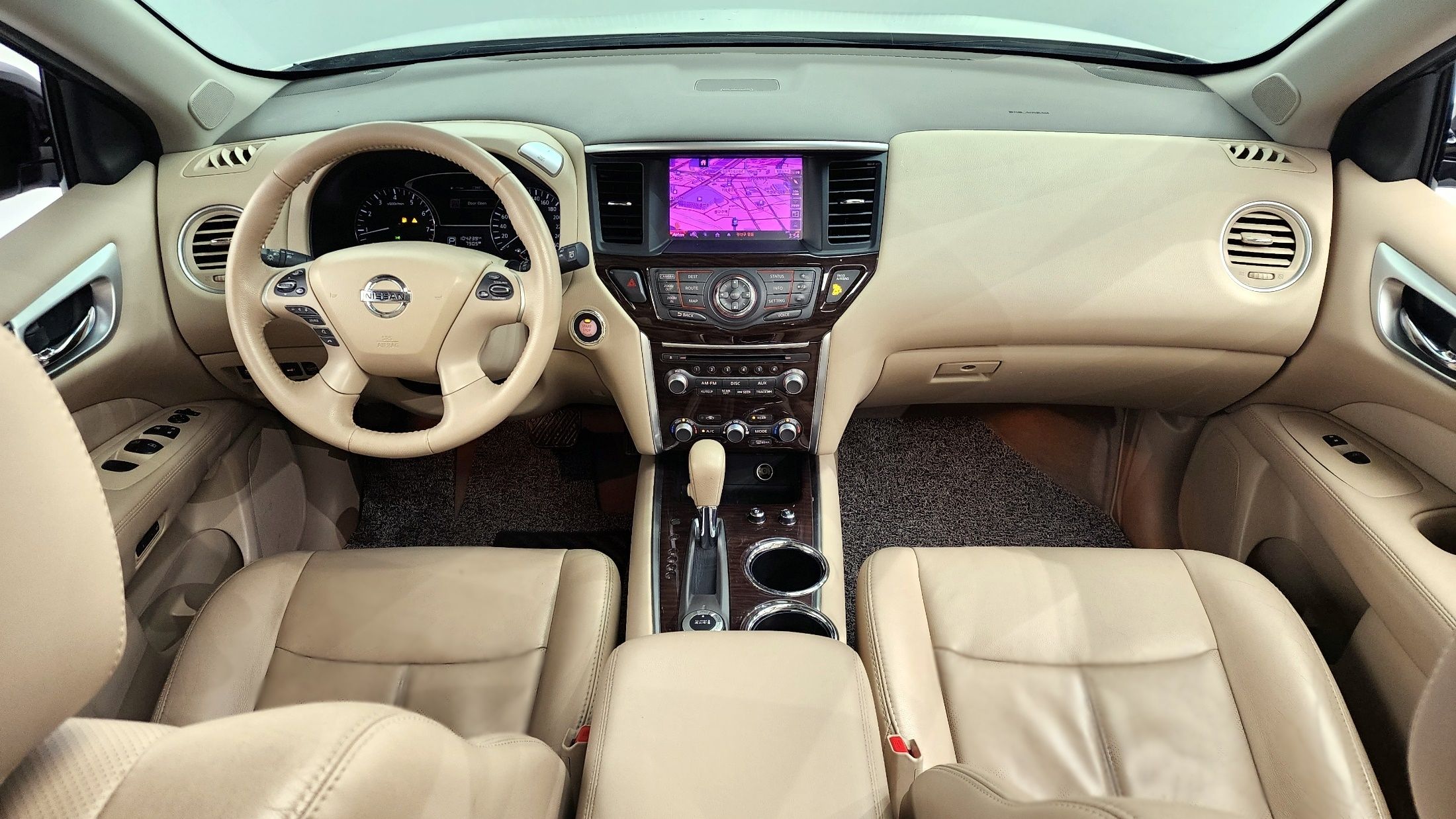 Nissan Pathfinder 2014