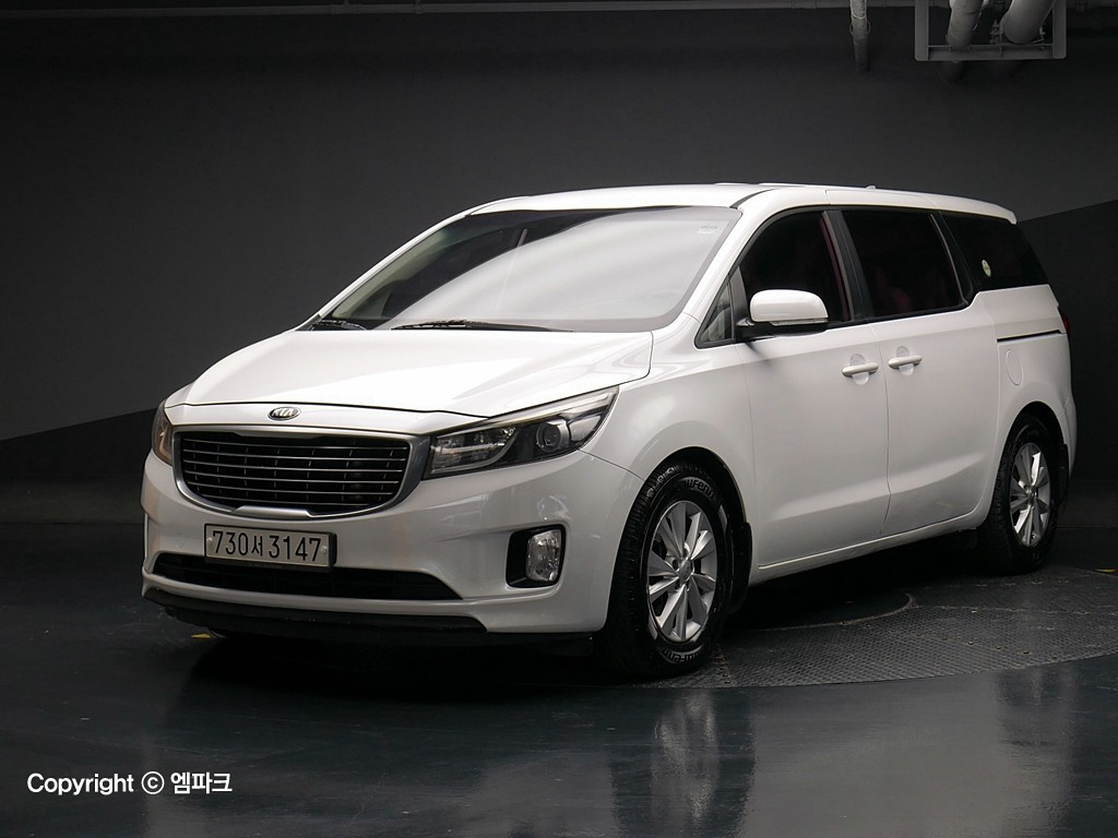 Kia Carnival 2016