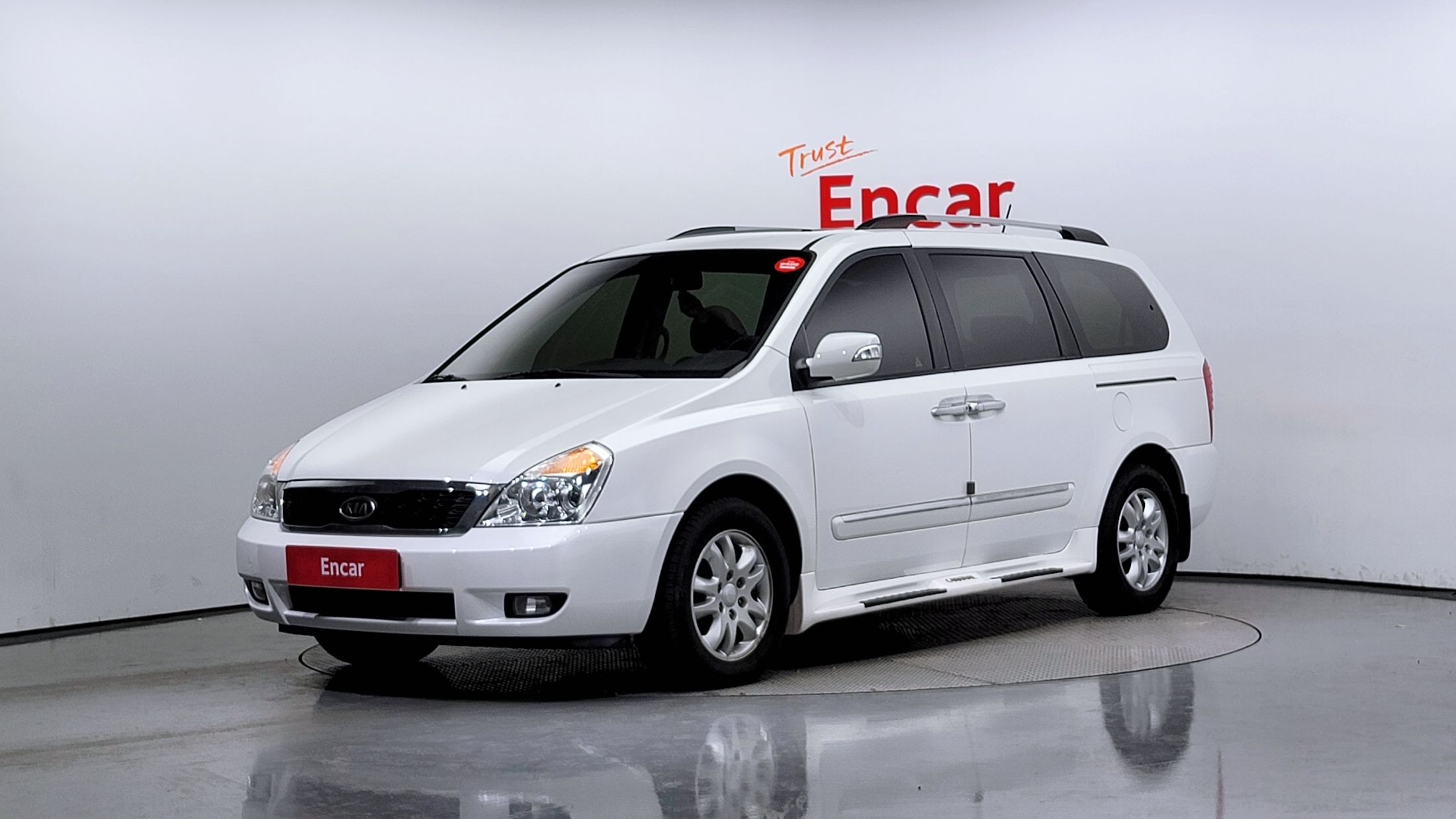 Kia Carnival 2012