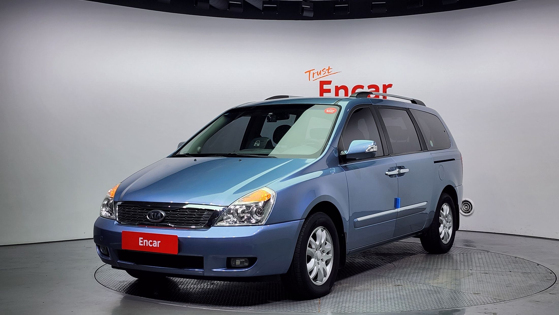 Kia Carnival 2012