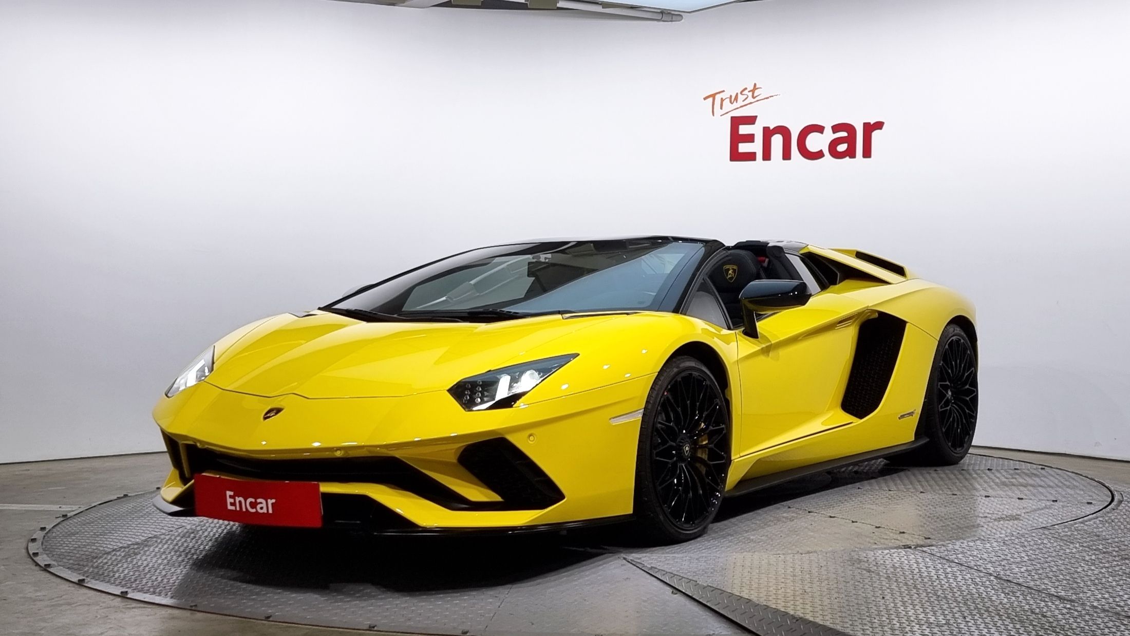 Lamborghini Aventador 2019