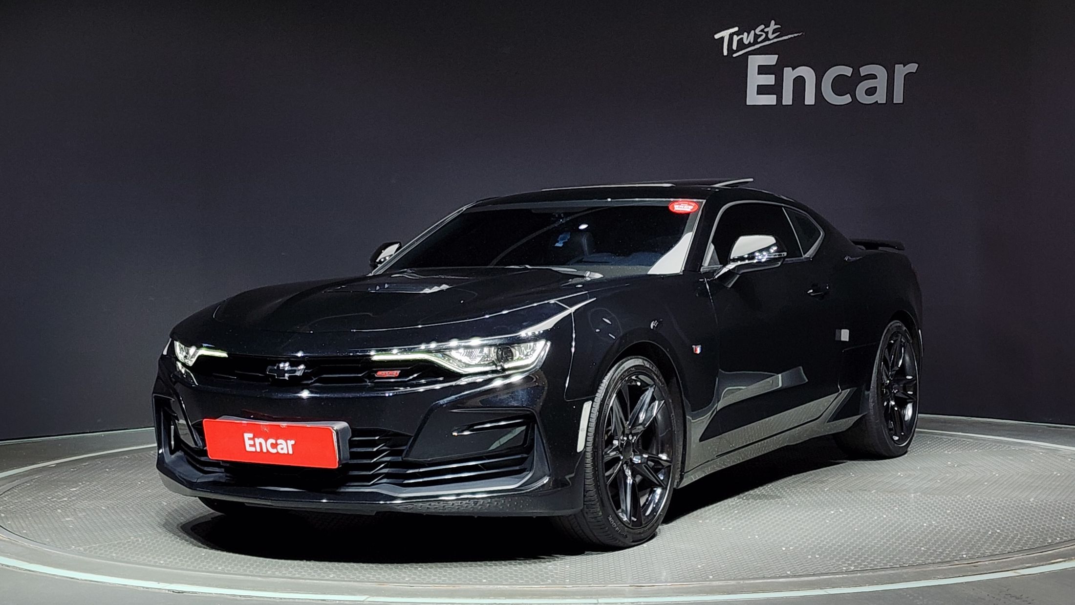 Chevrolet Camaro 2020 черный