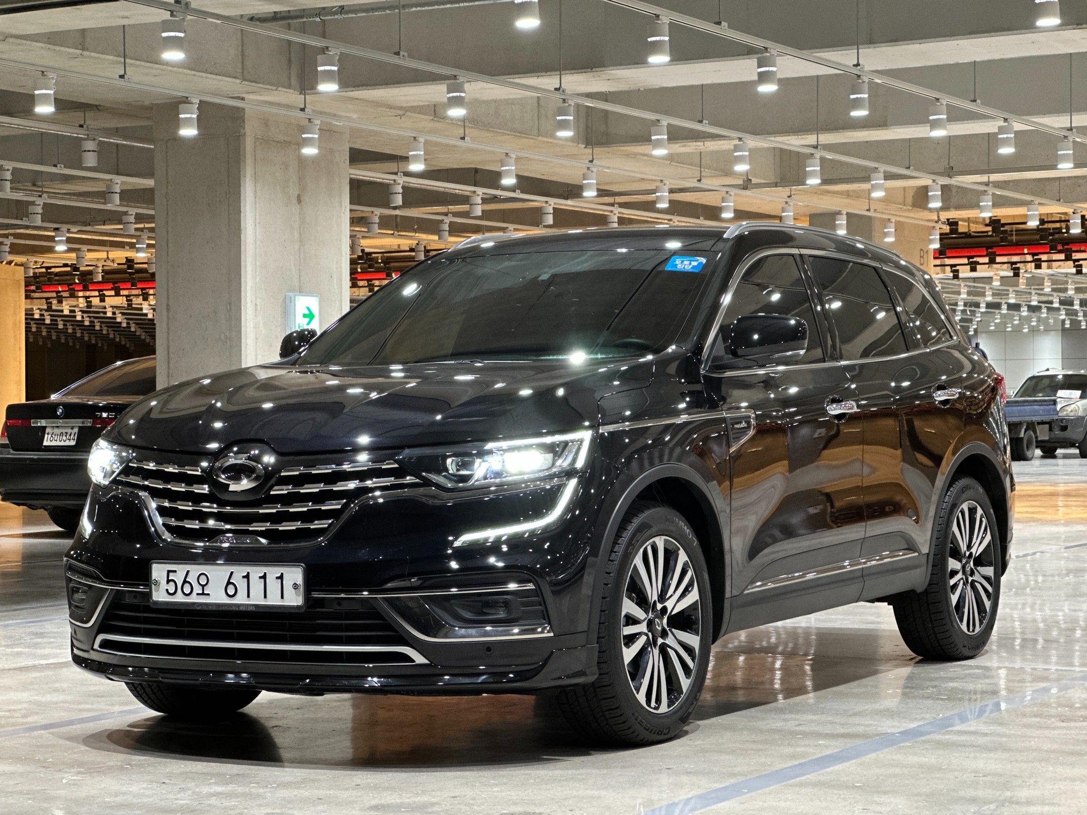 Рено самсунг qm6 отзывы. Рено Колеос новый. Renault KOLEOS 2022. Рено Колеос в новом кузове. Touareg 3 Exclusive.