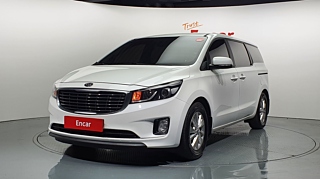 Kia Carnival 11 Seater