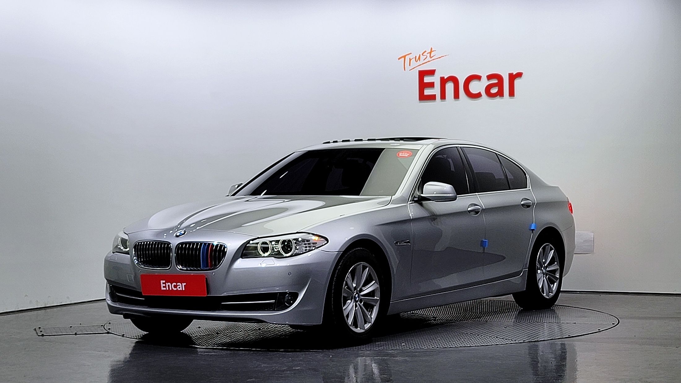 BMW 5 Series 2011