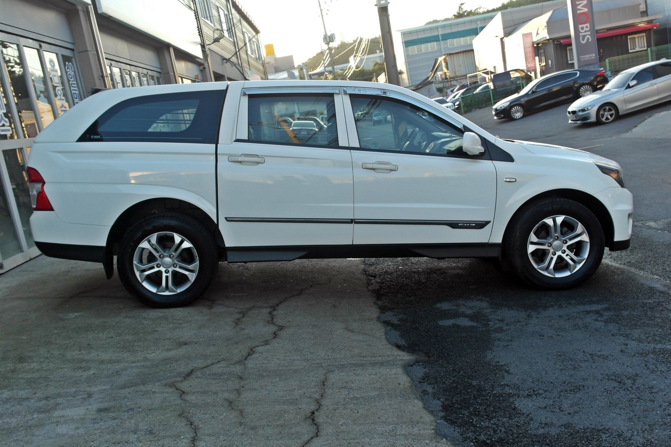 SSANGYONG Korando Sports 2012