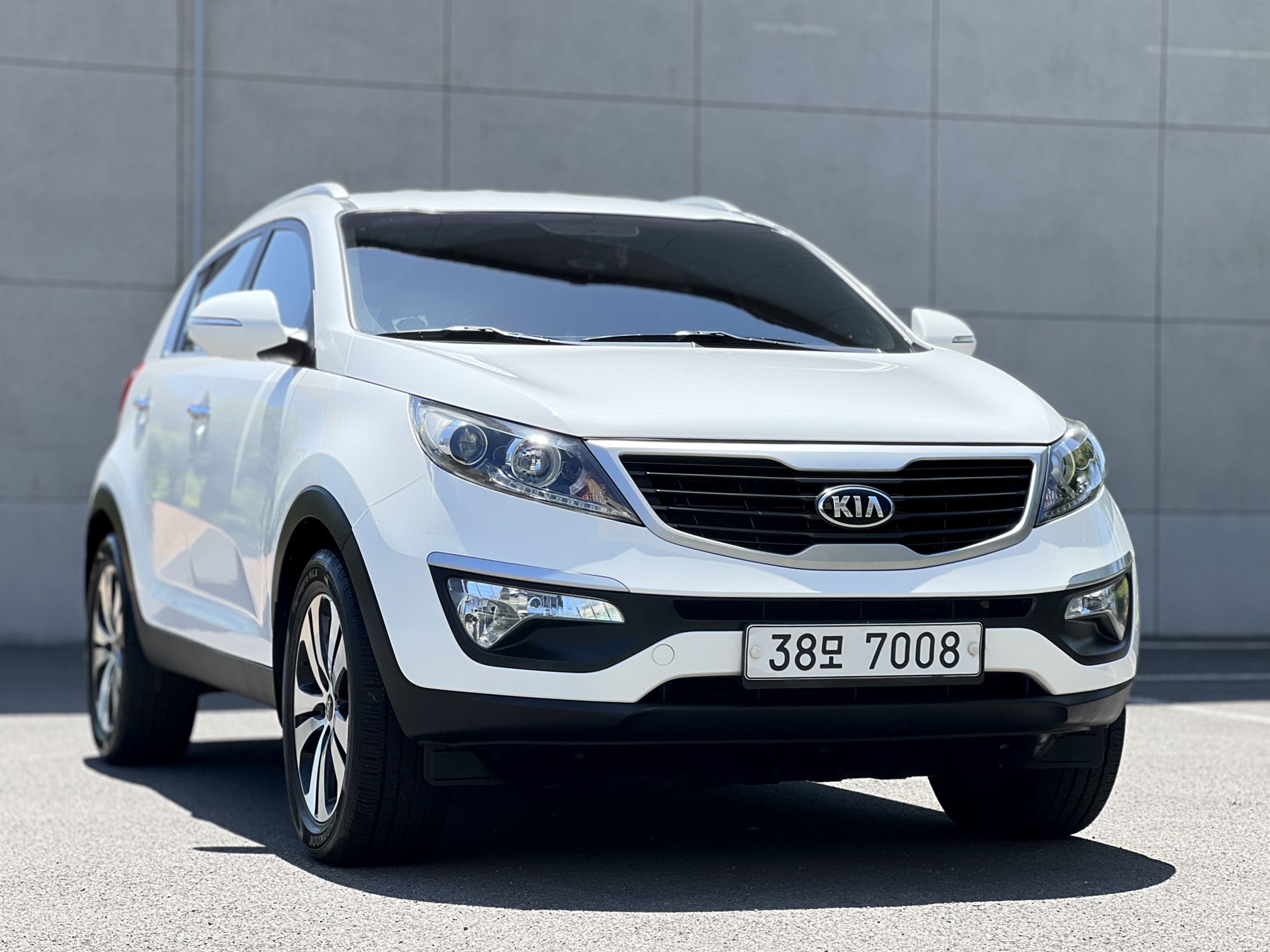 Автомобили из кореи отзывы. Ssangyong c200 aero. Авто из кореиминивен. Автомобили из кореи отзывы. Авто из южной кореи.