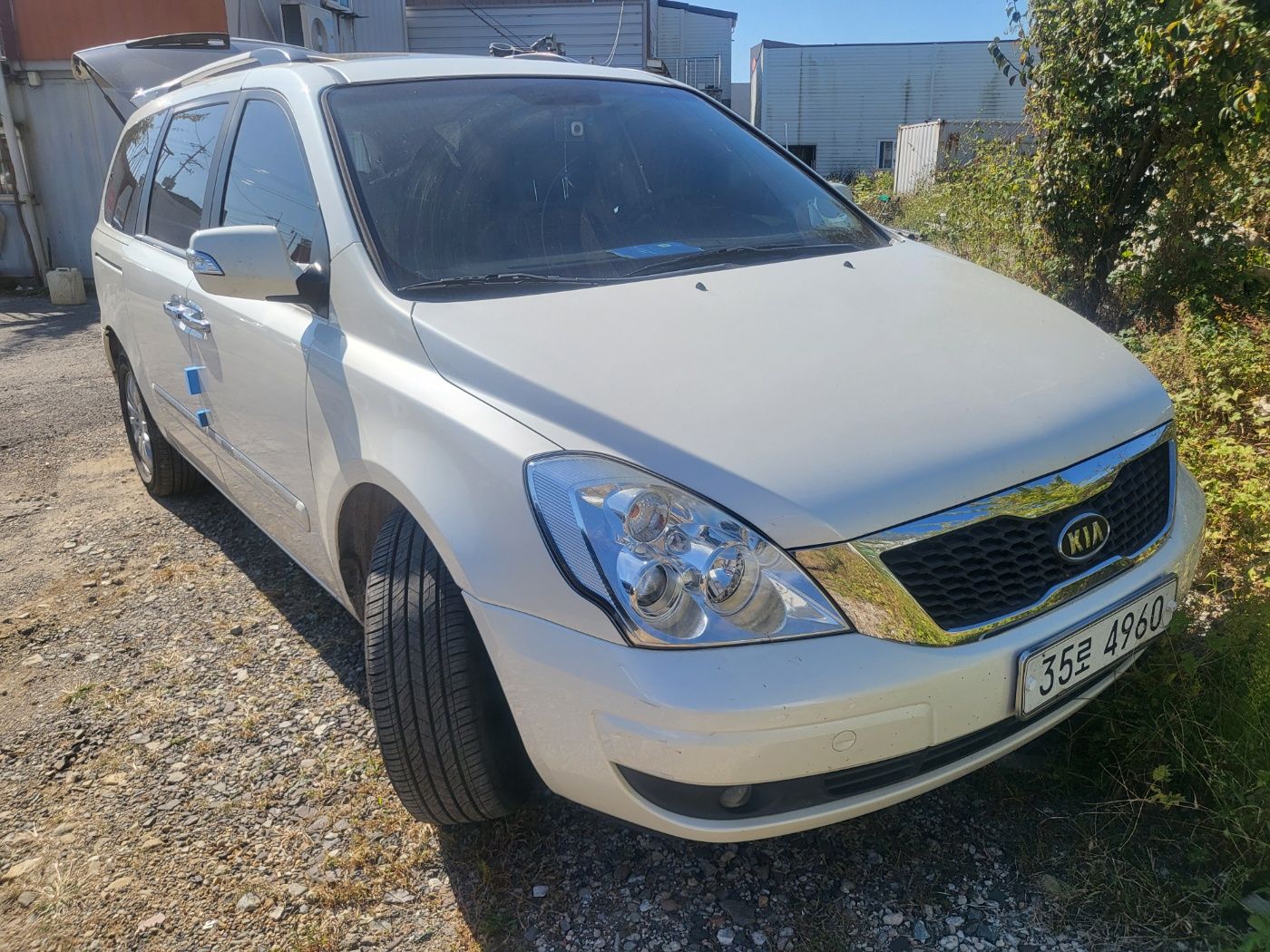 Kia Carnival 2011