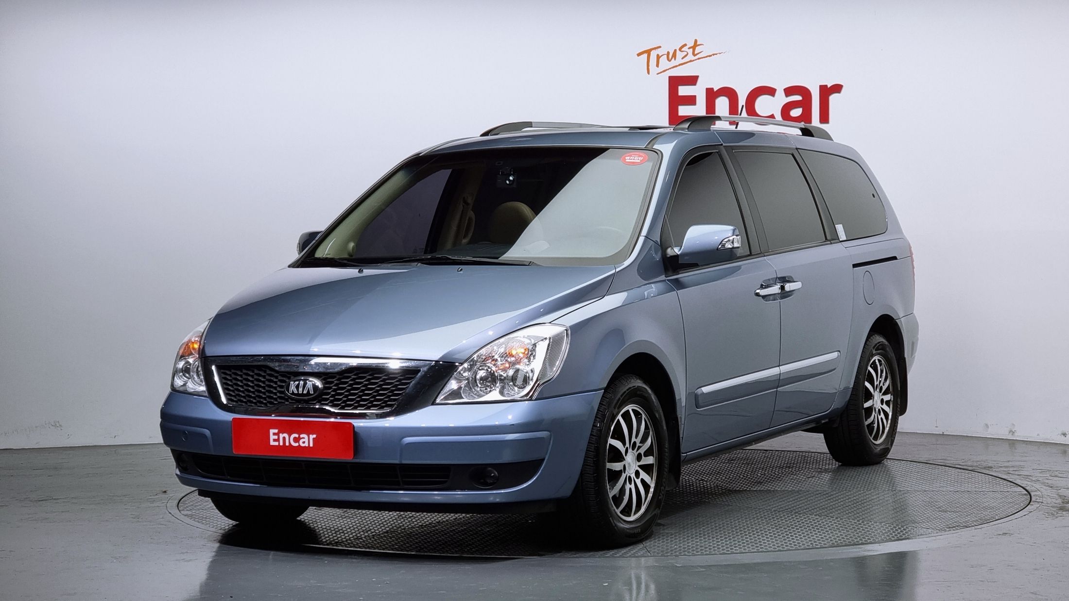 Kia Carnival Limousine