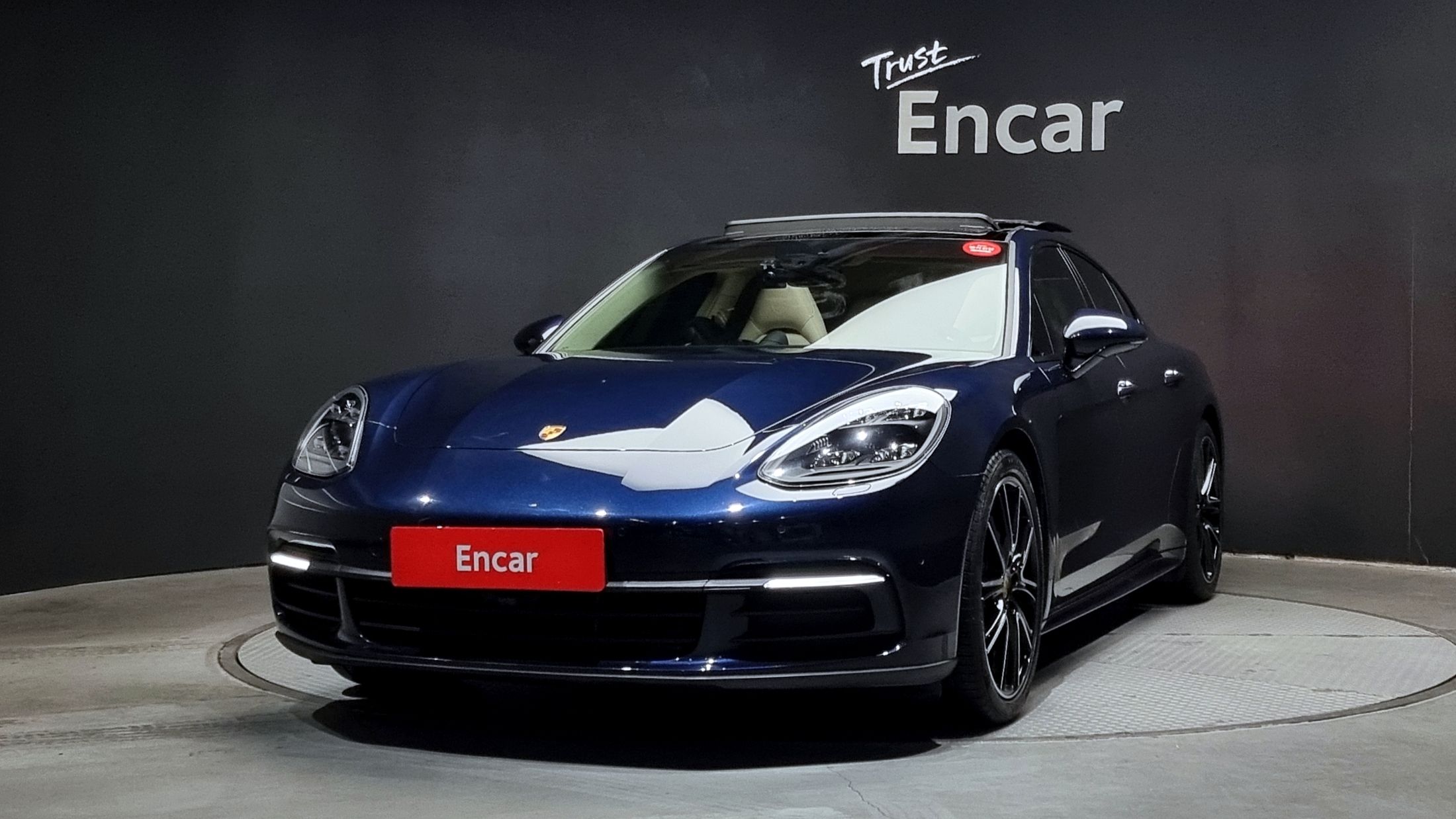 Porsche 971 Panamera Turbo