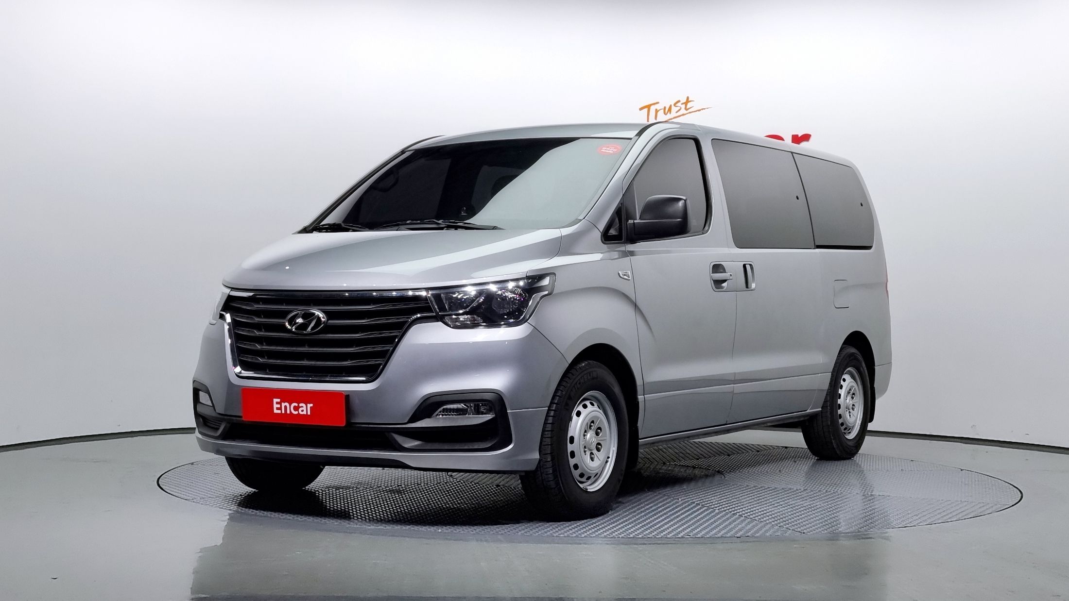 Hyundai Grand Starex 2019