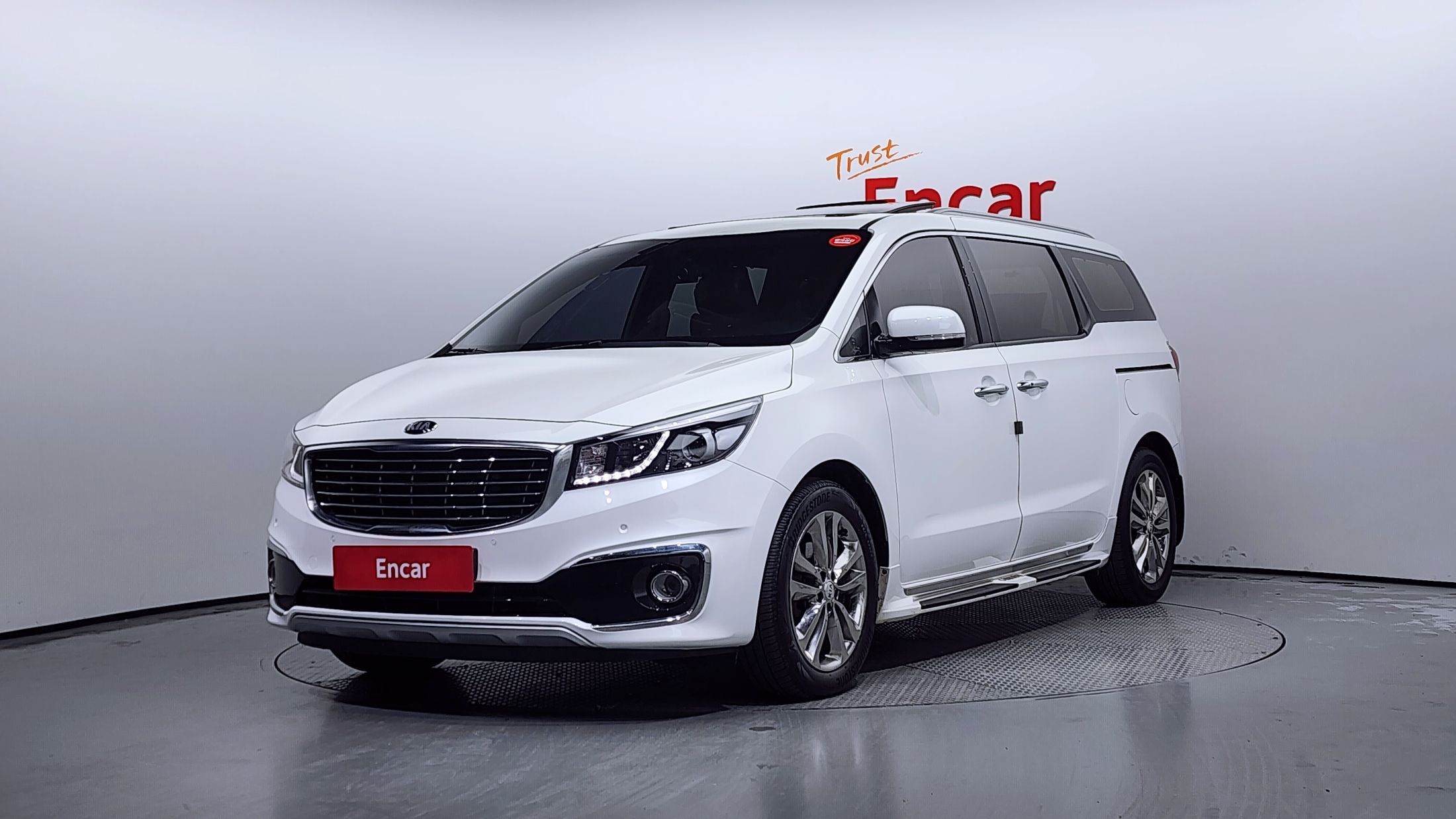 Kia Carnival 2016