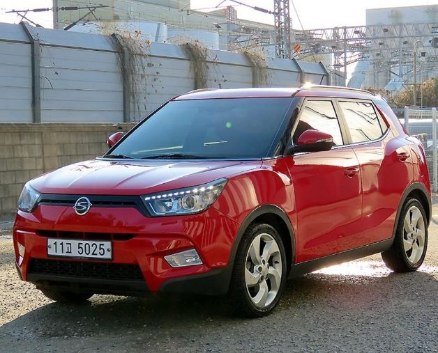 SSANGYONG Tivoli 2015