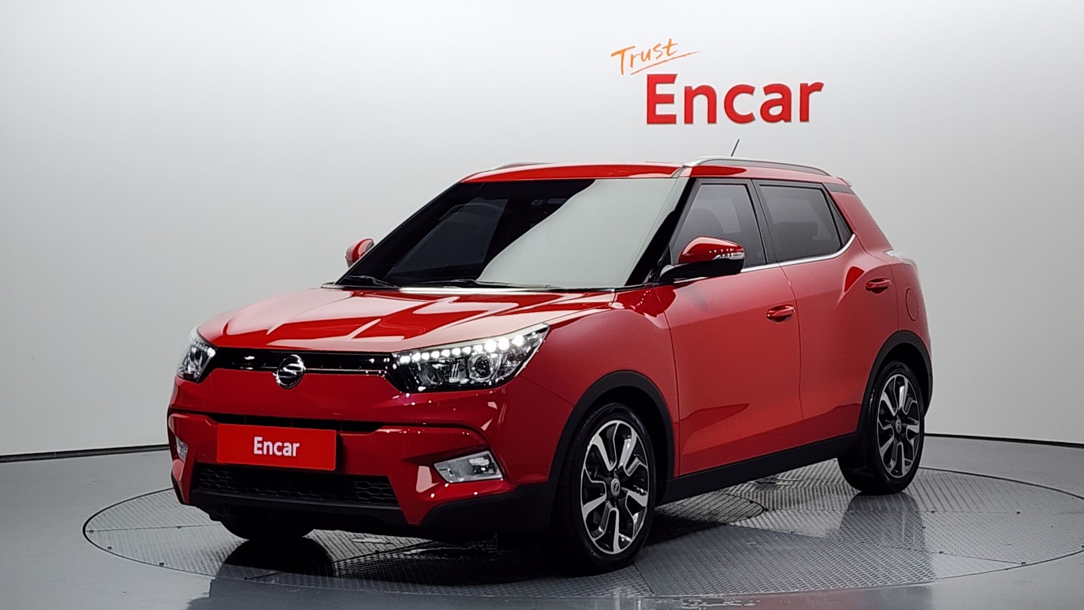 SSANGYONG Tivoli 2015