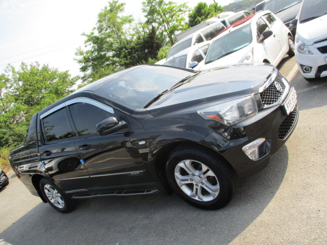 SSANGYONG Korando Sports 2013