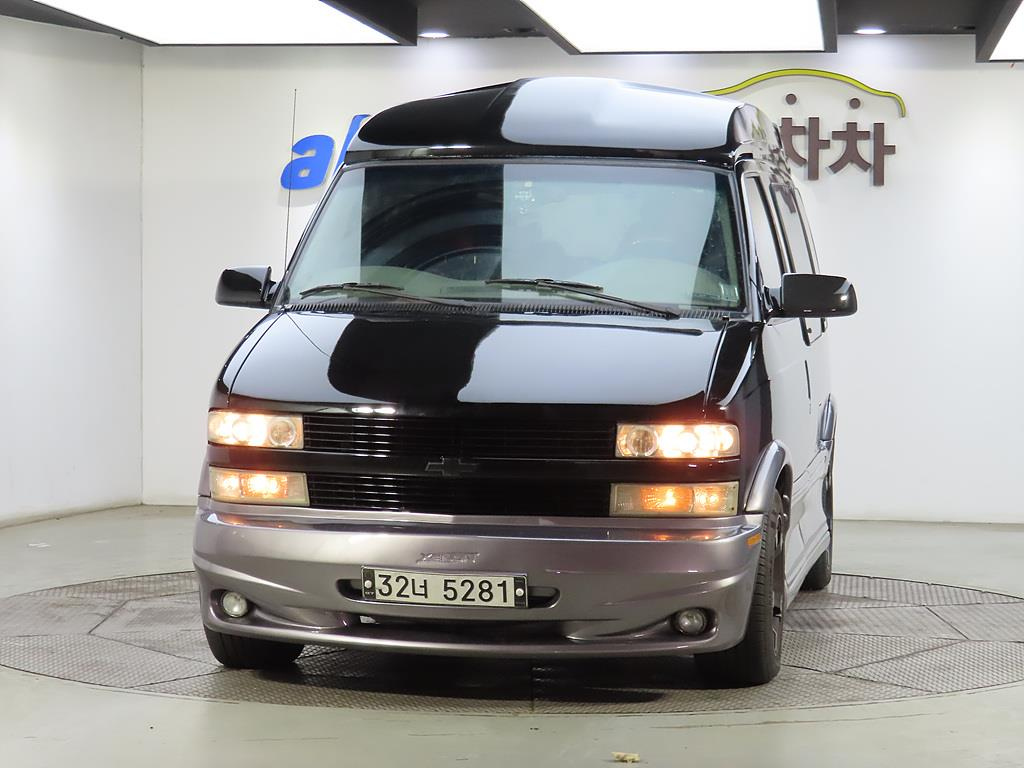 Chevrolet Astro van