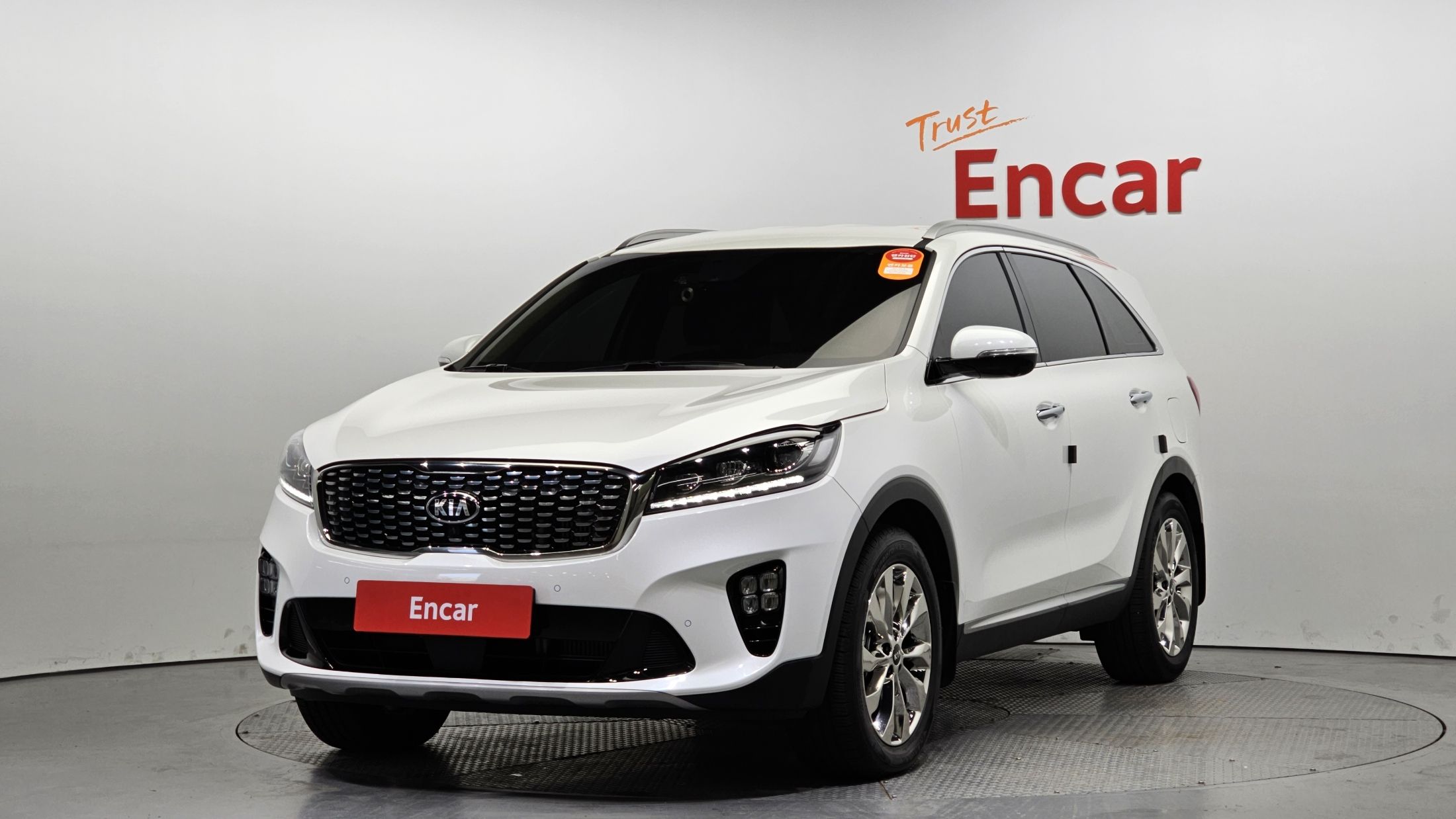 Kia Sorento 2018 Р±РµР»С‹Р№