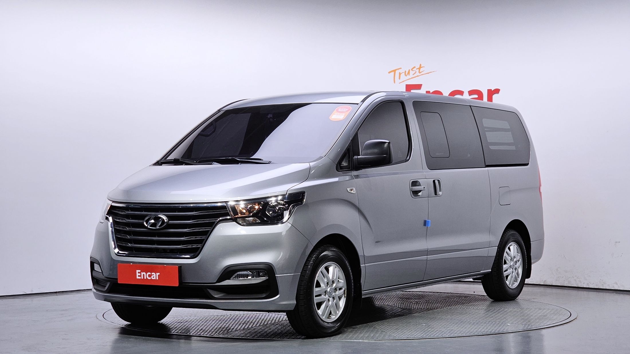 Hyundai Grand Starex 2019