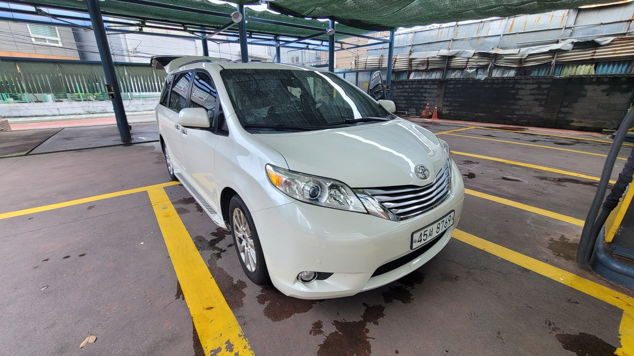 Toyota Sienna 2012