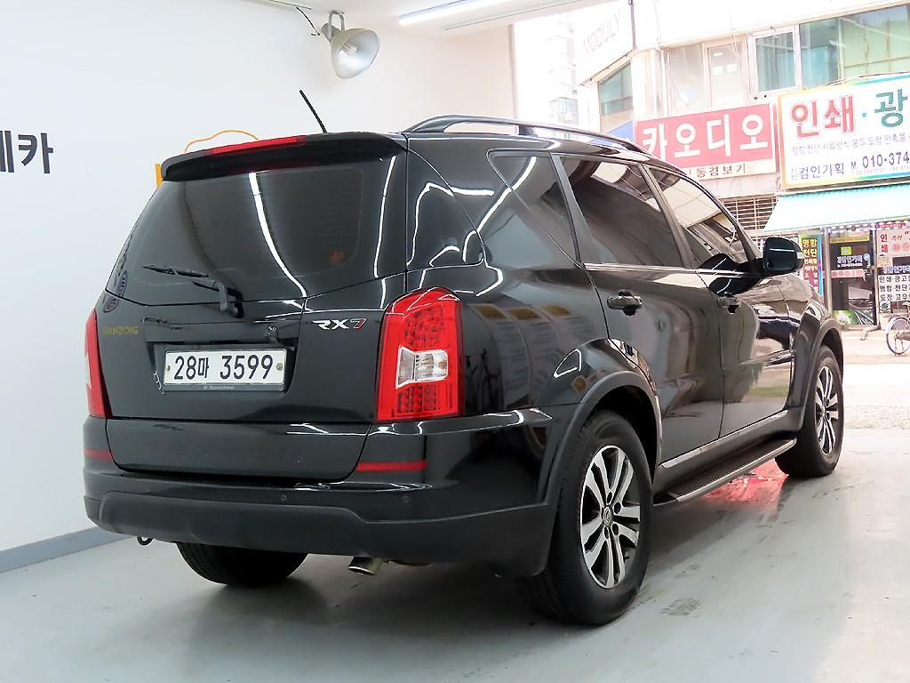 SSANGYONG Rexton w 2012