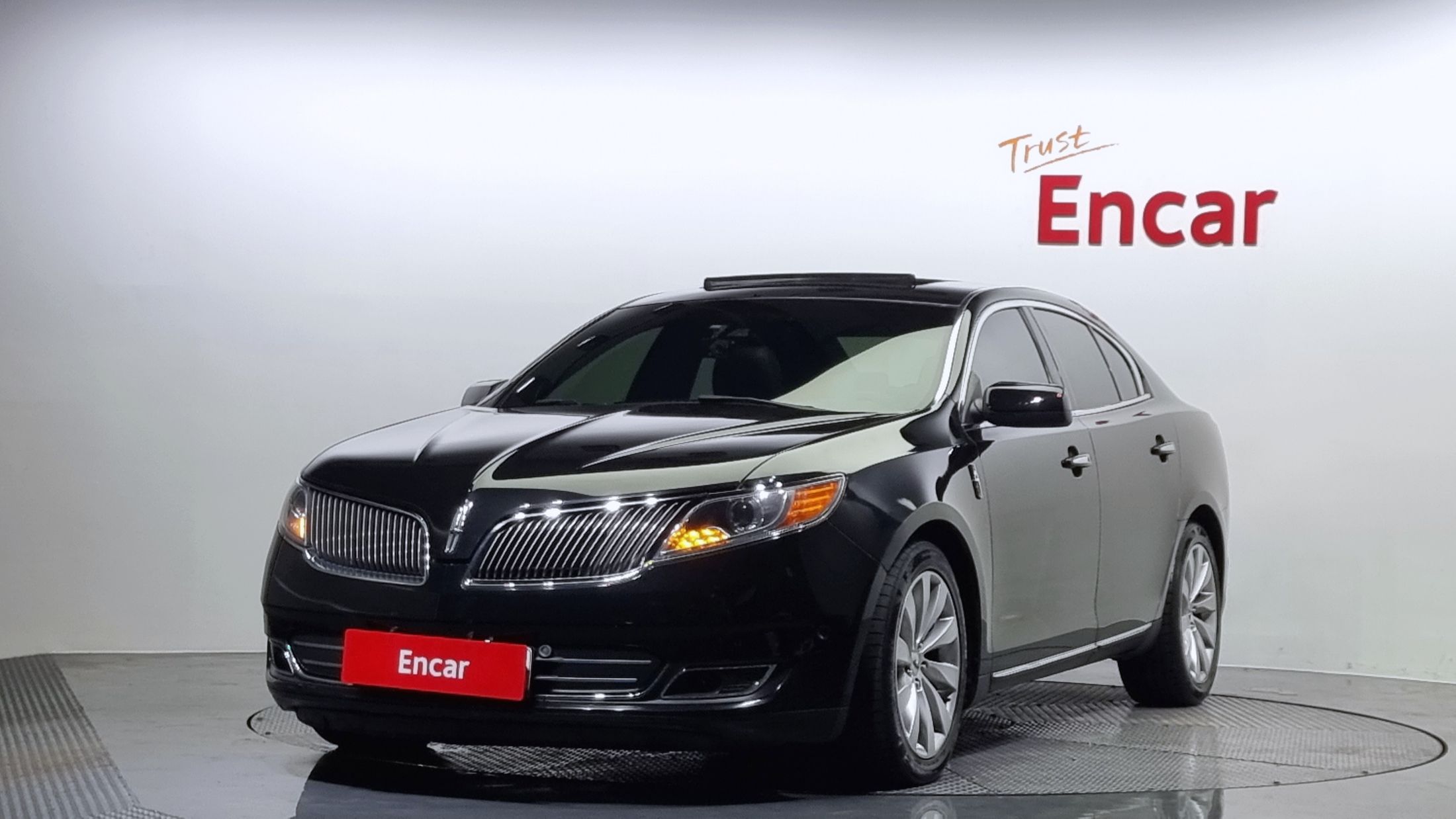 Lincoln MKS I Рестайлинг