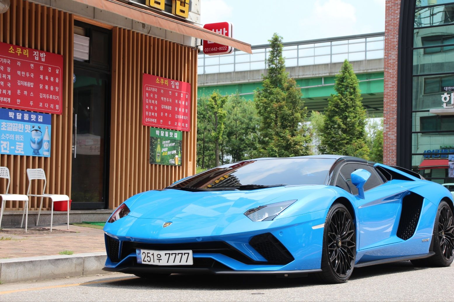 Lamborghini Aventador LP 740