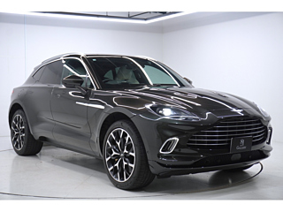 ASTON MARTIN DBX