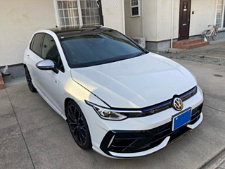 VOLKSWAGEN GOLF R